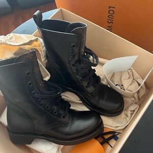 Metropolis Flat Ranger
